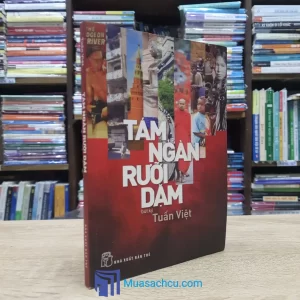 Tám Ngàn Rưỡi Dặm - Có chữ ký tác giả (Sách cũ)